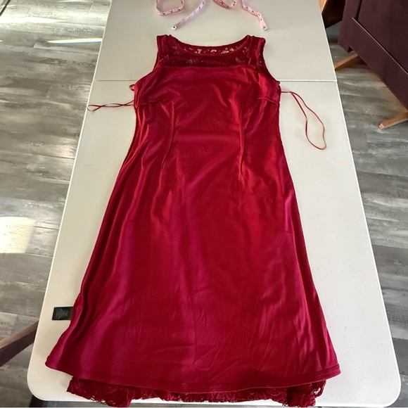 Liz Claiborne Lace Dress Deep Red Lined Sleeveless Fit & Flare Women’s Size 4 - Picture 10 of 10